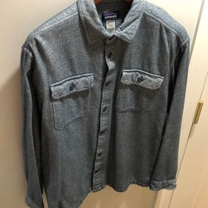 Patagonia organic cotton fleece long sleeve large